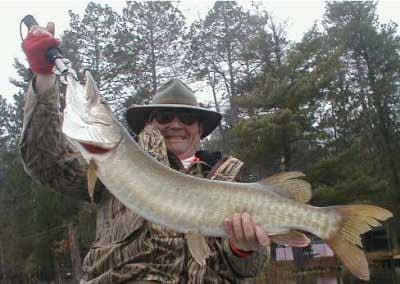 PQ Muskie WI-Boom Quasius